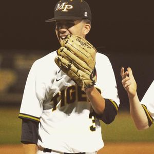 Meet your Posher, Max